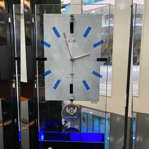 NARUMI Glassworks Linz Pendulum Clock Stand