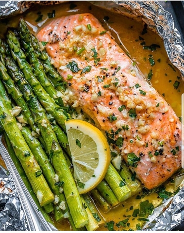 Cách làm Cá Hồi sốt bơ tỏi, thơm ngon béo ngậy không bị khô