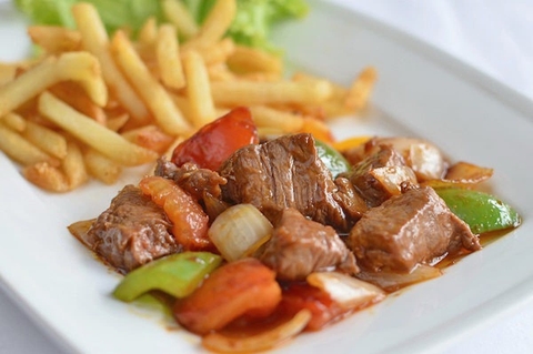 Cách Làm Bò Lúc Lắc Khoai Tây Chiên Ngon Chuẩn Vị Nhà Hàng