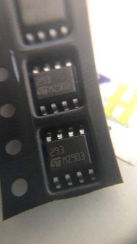IC so sánh LM293 SOP-8 chính hãng ST