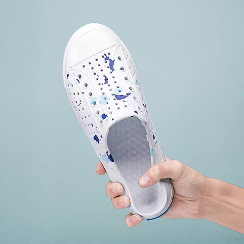 Sục nhựa nam nữ siêu nhẹ SNN002