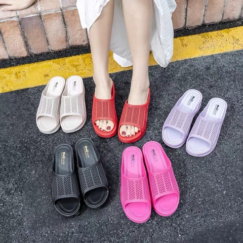 Dép nhựa nữ quai ngang đế xuồng cao 6cm GNN5