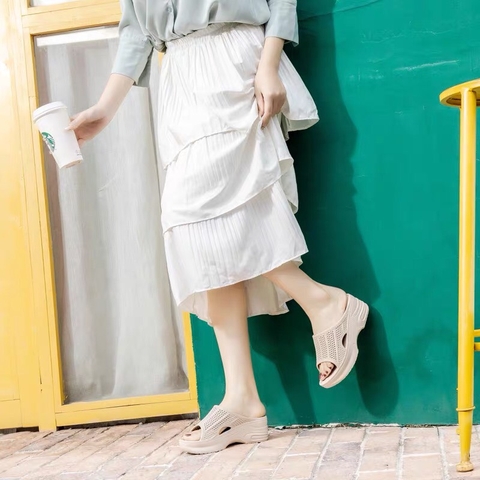 Dép nhựa nữ quai ngang đế xuồng cao 6cm GNN5