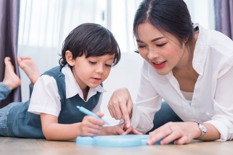 Tại sao các phụ huynh cần tìm gia sư cho con