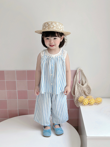 Set kẻ xanh thêu áo phối ren quần suông