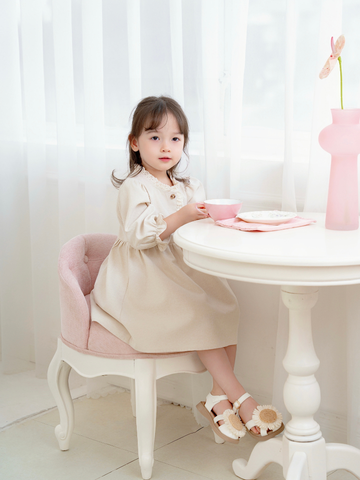 Váy tay dài cổ viền ren nẹp cúc màu be siêu xinh