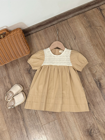 Váy nâu tây phối ngực ren