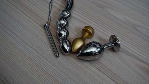 5 dụng cụ hỗ trợ khi quan hệ giúp cuộc "yêu" thêm mãnh liệt