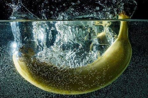 Đột phá trong "chuyện ấy": Đã chế tạo thành công bao cao su tự động bôi trơn để "cảm xúc chỉ có thể tốt hơn"