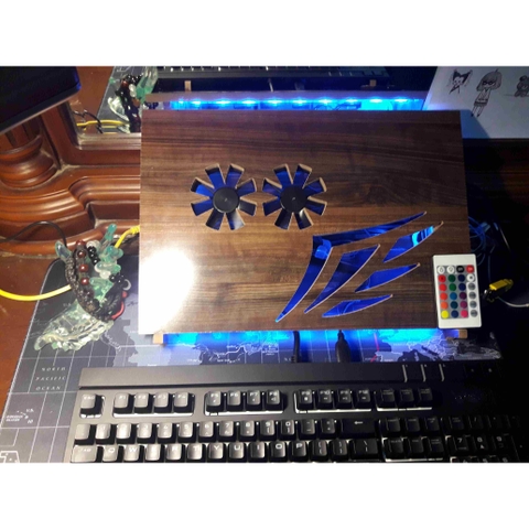 Cắt đế laptop bằng máy CNC