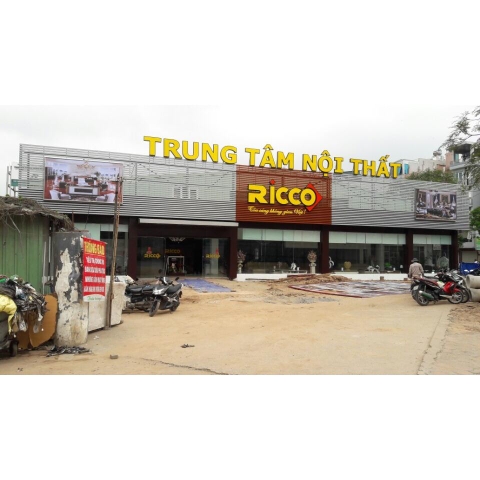 Biển quảng cáo Ricco