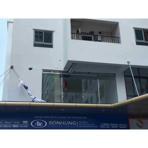 Ốp alu mái che cửa hiệu