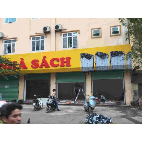 Biển alu quảng cáo nhà sách