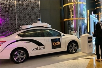 UAE 'trình làng' chiếc taxi hoàn toàn tự lái đầu tiên