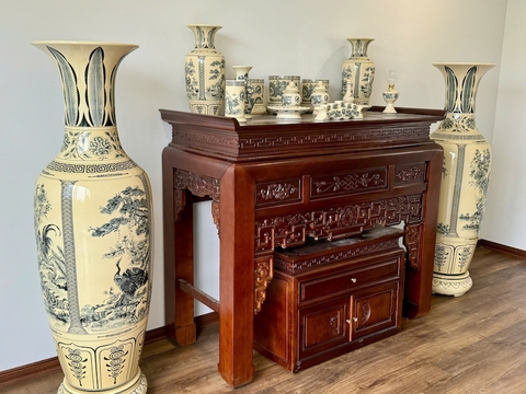 Giao Bộ Đồ Thờ + Lục Bình 1,7m Cho Khách Tại Vinhome