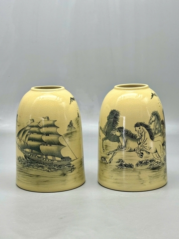 Bình Chuông Thuận Buồm Xuôi GIó Và Mã Đáo Thành Công Cao 25cm Truyền Thống