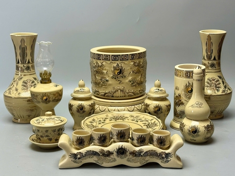 SET Đồ Thờ Cho Ban Thờ 1,53m Bát Hương Đắp Nổi Gốm Chu Đậu Vẽ Vàng