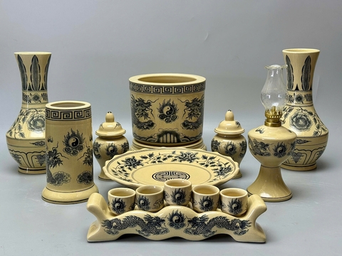 Bộ Đồ Thờ Cho Ban Thờ 1,27m Gốm Chu Đậu Truyền Thống