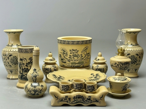 Bộ Đồ Thờ Bát Hương Hoa Sen Cho Ban Thờ 1,07m Đến 1,27m Gốm Chu Đậu Truyền Thống