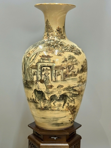 Bảo Bình Hoạ Tiết Làng Quê Việt Nam Vẽ Độc Bản Cao 95cm Vẽ Vàng