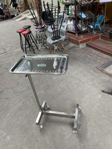 Khay nốc dụng cụ y tế