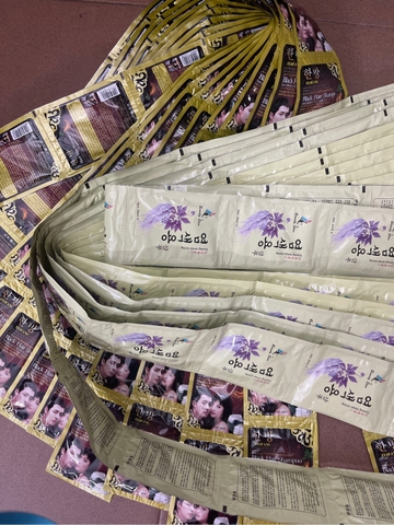 Dầu gội đen dây 10 gói