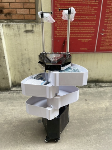 máy uốn lanyue tam giác