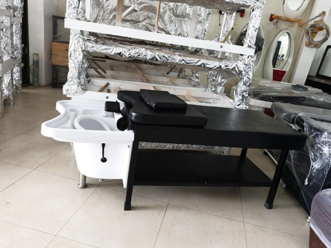 Giường HQH chậu nhựa tai