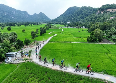 21 DAY VIETNAM- CAMBODIA - THAILAND CYCLING TOURS | HO CHI MINH - BANGKOK BIKE ADVENTURE