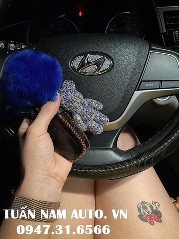 Đính Đá Logo Hyundai I10, Accent, Elantra, Kona, Tucson, Santafe, I20, I30