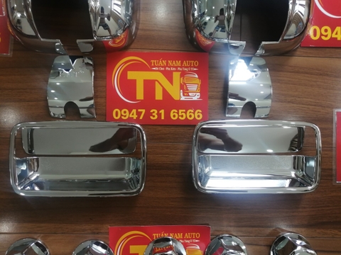 ỐP TAY MỞ NẮM CỬA XE TẢI KIA 1.4 TẤN K3000S K165 K2700 K190