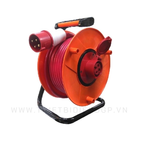 BẢNG GIÁ Ổ CẮM ĐIỆN 3 PHA 4 DÂY 380V LIOA DÒNG MAX 16A - 20A - 25A