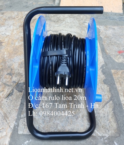 Ổ CẮM KÉO DÀI QUAY TAY LIOA KIỂU RULO 20M ( QT20 - 2 - 15A)