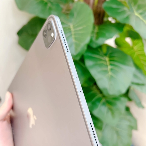 iPad Pro 11 2018 xám 64GB cũ Wifi -99K-P93-BH 12 tháng-M6KD6J
