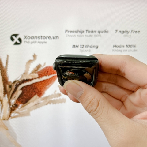 Apple Watch Series 4 nhôm 44mm Cũ GPS Đen - P100_BH 12 tháng-Q1KDV1