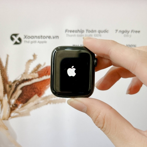 Apple Watch Series 4 thép 44mm Cũ Esim Đen-98k - P100_BH 12 tháng-1ZKDTV