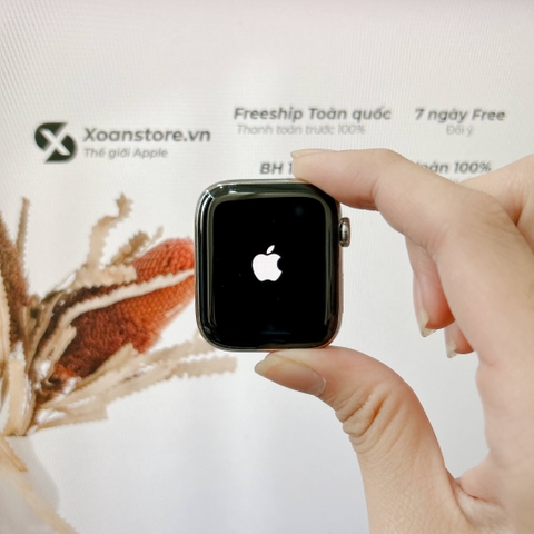 Apple Watch Series 4 thép 44mm Cũ Esim Bạc-99k - P100-BH 12 tháng-O3NKDVC