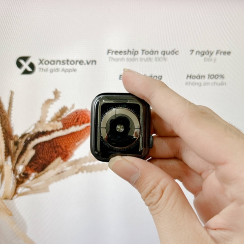 Apple Watch Series 5 ĐeN 40mm Cũ GPS Nhôm - 99K-P94-BH 12 tháng-QVMLTK