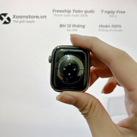Apple Watch Series 8 thép bạc 45mm Cũ GPS-99K-P95-BH 12 tháng-WL9J6R