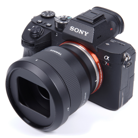 Ống kính TAMRON 35mm F2.8 Di III OSD For Sony E