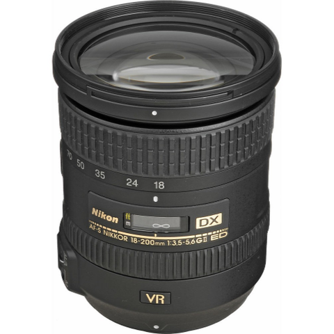 Ống kính Nikon AF-S 18-200mm DX VR II