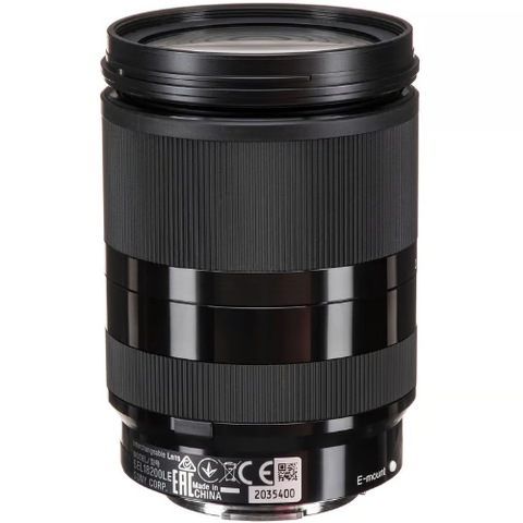 Ống kính Sony E 18-200mm F3.5-6.3 OSS LE