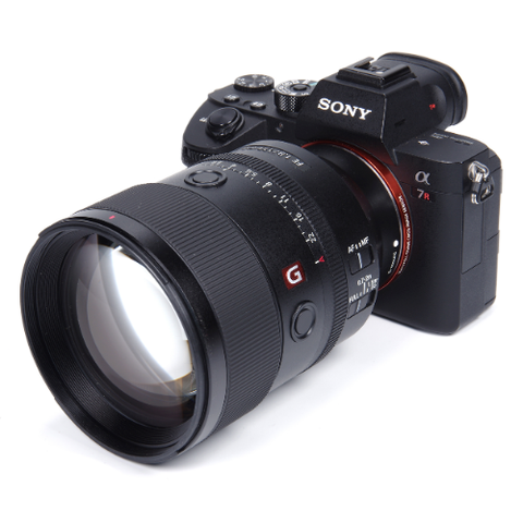 Ống kính Sony FE 135mm F1.8 GM