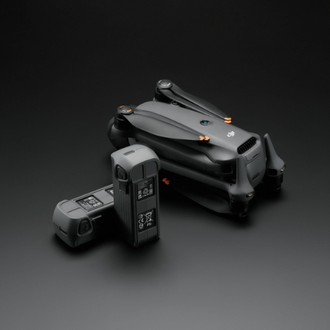 Pin Flycam DJI Mavic 4 Pro