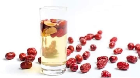TÁO ĐỎ HÀN QUỐC SẤY KHÔ HỘP 1KG LOẠI 1