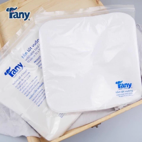 Tấm khăn lót thay tả chống thấm nhựa dẻo mềm cao cấp Fany 30 x 30 cm cho bé sơ sinh