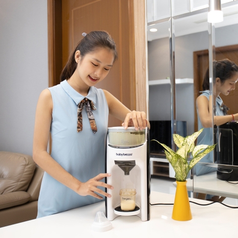 MÁY PHA SỮA BABY BREZZA FORMULA PRO ADVANCED CỦA MỸ