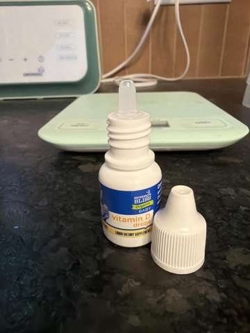 Vitamin D3 Hữu Cơ Mommy's Bliss Cho Trẻ Sơ Sinh: Giải Pháp Vàng Phát Triển Hệ Xương Khỏe Mạnh