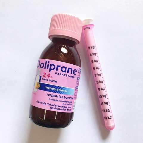 Siro Hạ Sốt Doliprane 2.4% Sans Sucre 100ml Từ Pháp 2026 – Siro Doliprane Giảm Đau Hạ Sốt Hiệu Quả Cho Trẻ Không Đường An Toàn Dễ Uống Hương Trái Cây Paracetamol Chính Hãng Sanofi Giá Rẻ Cho Bé Sơ Sinh Từ 3kg Đến 26kg