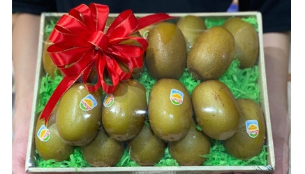 Các kiểu thắt nơ đơn giản dành cho quà tặng